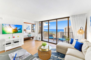 Beautifully Remodeled Ocean View Condo with Free Parking